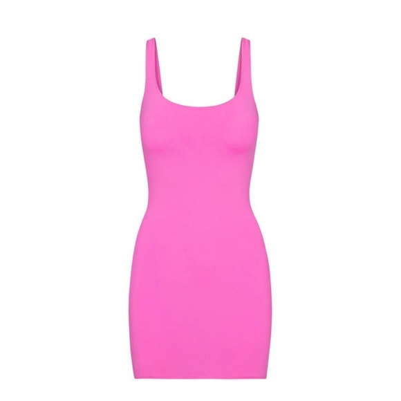 SKIMS SWIM TANK DRESS / TAFFY - Picture 1 of 4